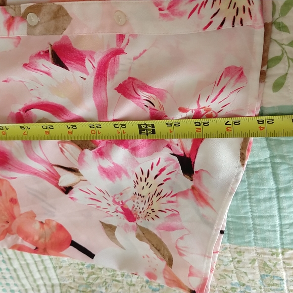 Authentic Calvin Klein Luxury Blouse - Picture 12 of 13